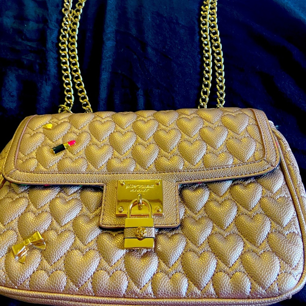 Beautiful rose gold Betsy Johnson Women’s handbag brand new never used